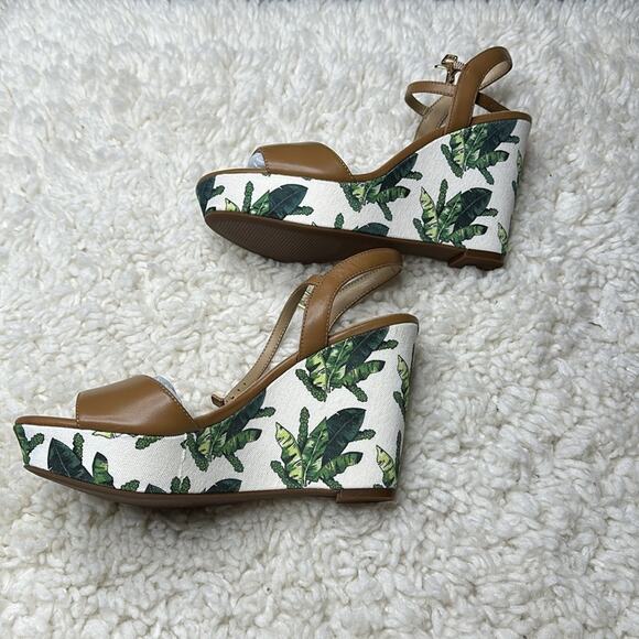 Got It Love it Palm Leaf Vacation Wedge Heels - Picture 5 of 10
